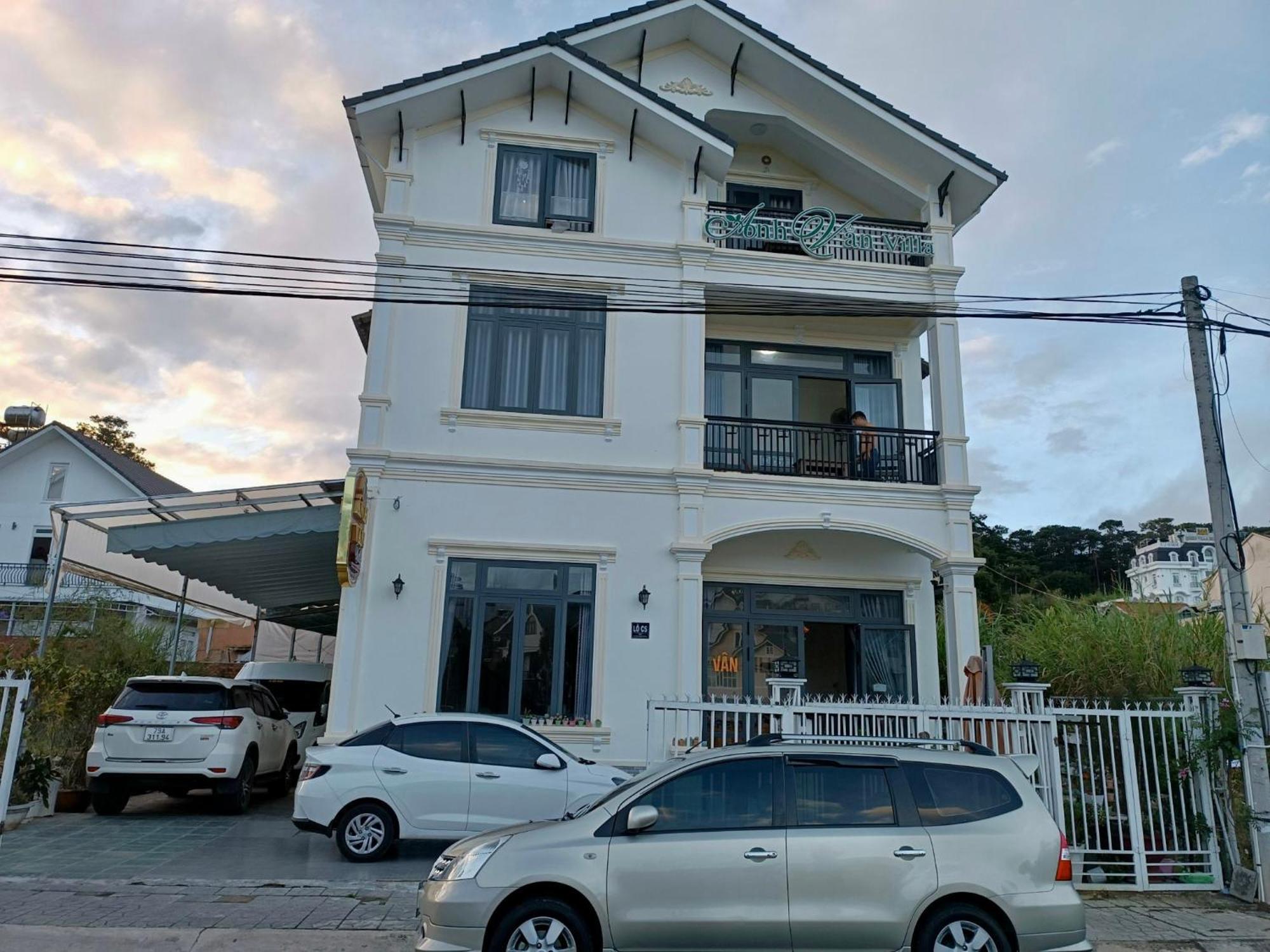 Anh Van Villa Hotel Da Lat Eksteriør billede