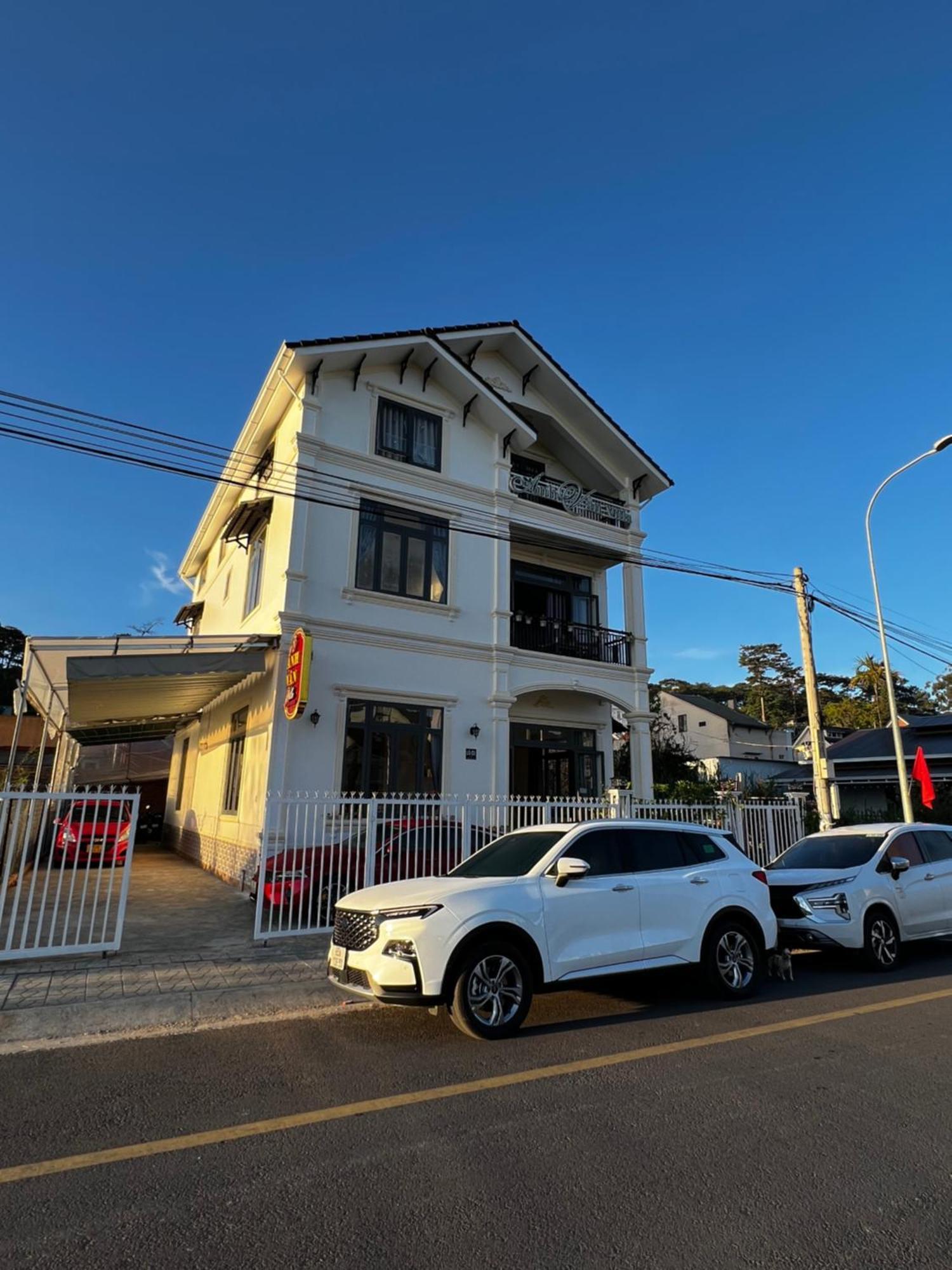 Anh Van Villa Hotel Da Lat Eksteriør billede